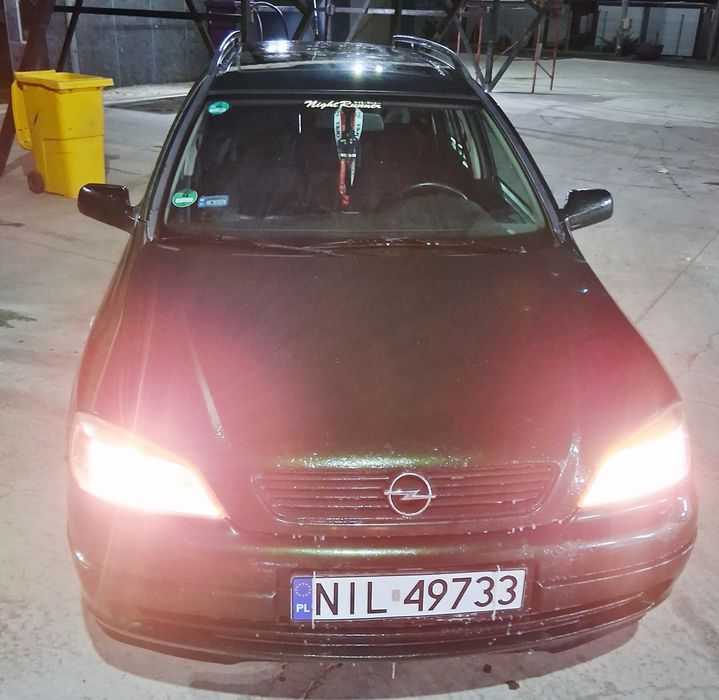 Vand sau Schimb Opel Astra