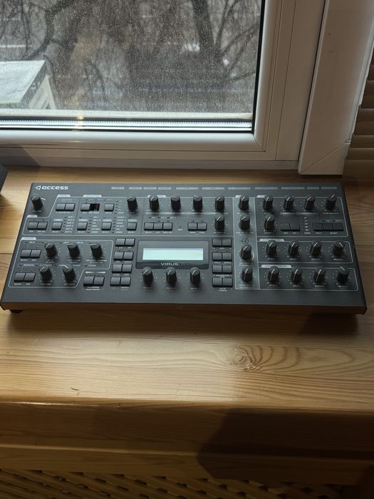 Access VIRUS TI 2 DESKTOP Synthesizer