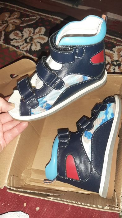 Ортапечиские обувь