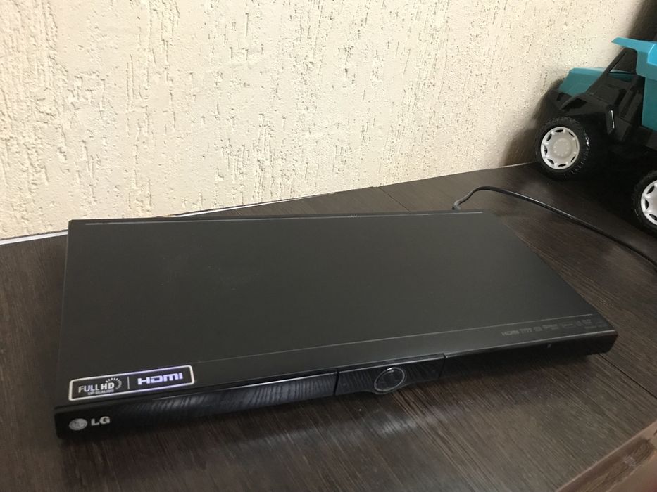 LG DVD плеер