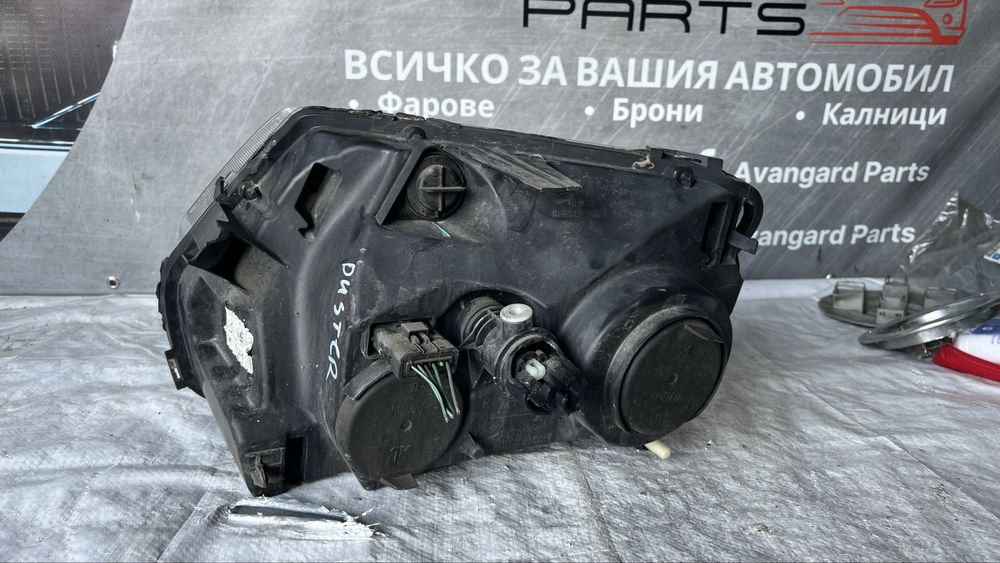2 броя Ляв фар черен Dacia Duster 2010-2014