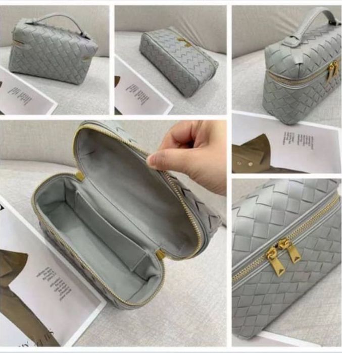 Дамска чантичка Bottega