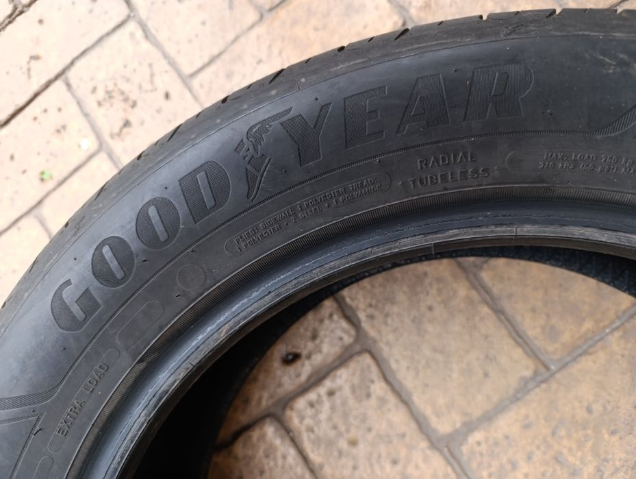 Летни гуми Good year 215/55/17 dot 2023