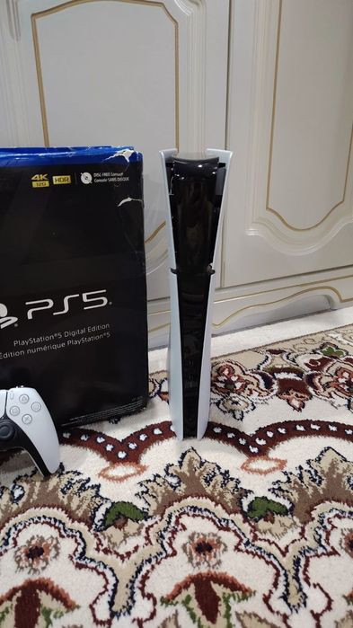 Playstation 5 slim 1Tb идеально состояние игры есть