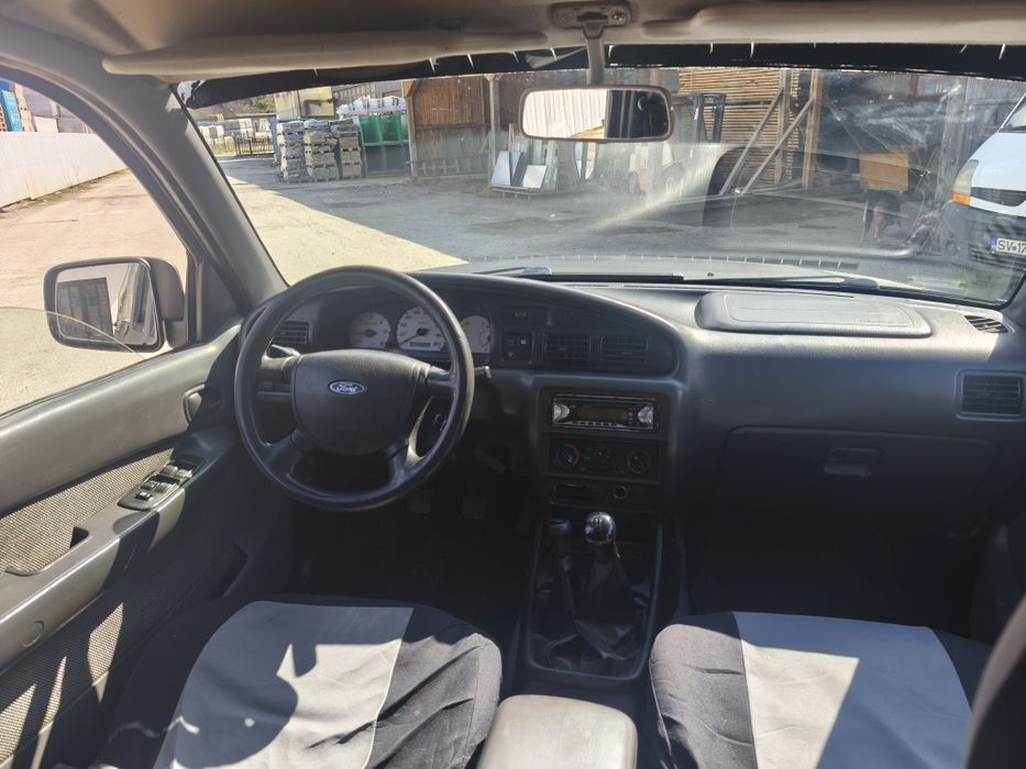 Ford Ranger 2.5 TD motor mazda