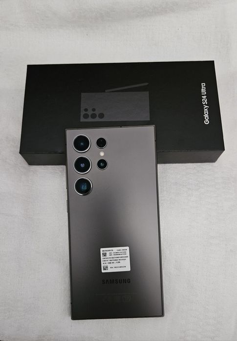 Смартфон Samsung Galaxy S 24 ultra