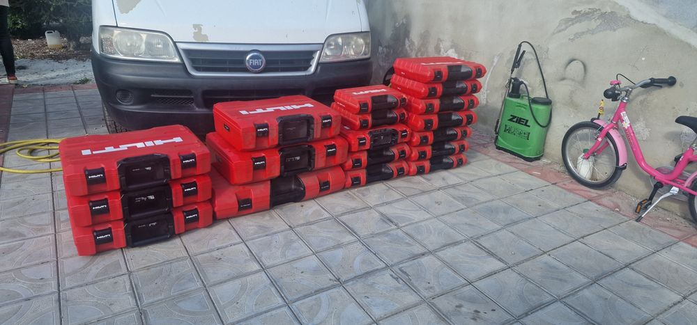 Празни куфари HILTI