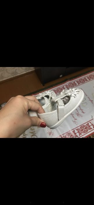 Туфли белые детские