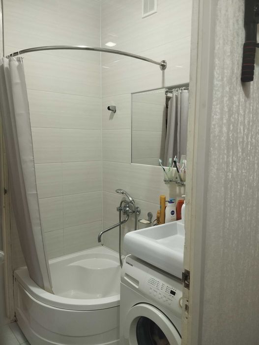 Продается 2/4/4. Чиланзар 2 квартал.