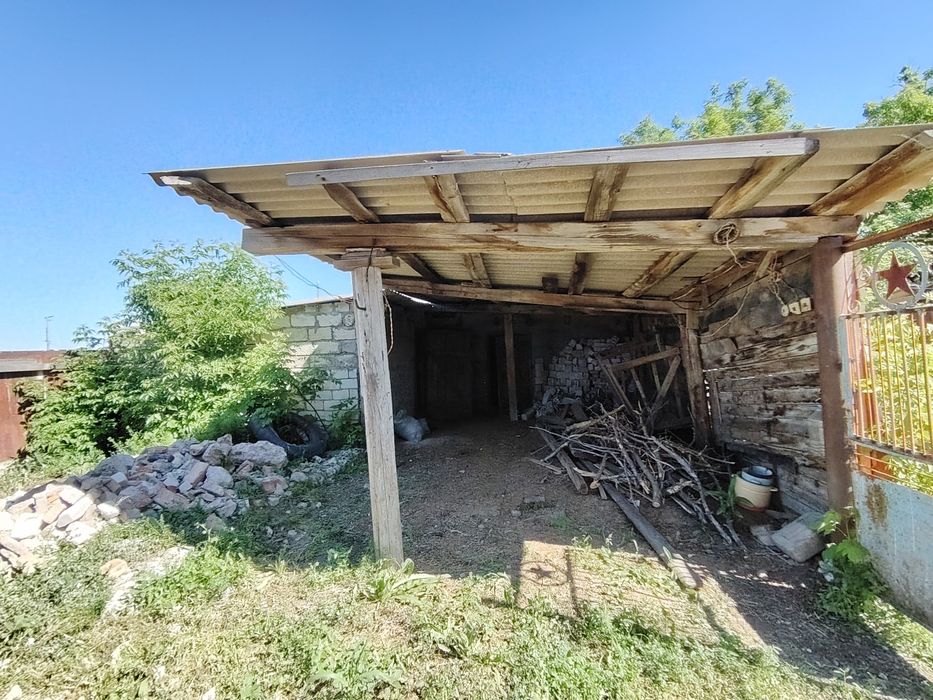 Продаём дом  в п. Переметном.