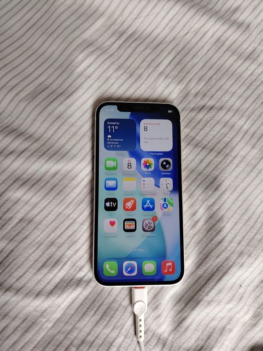 Продаётся телефон