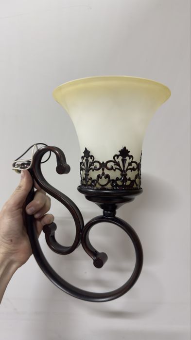 Продам бра новые