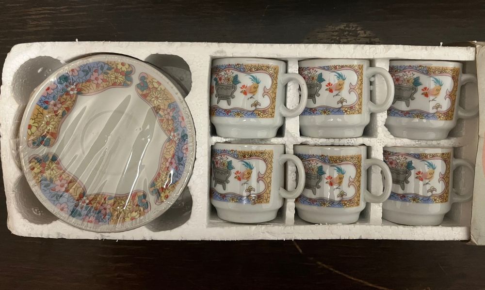 Порцеланови сервизи за кафе, чай и термо чаша