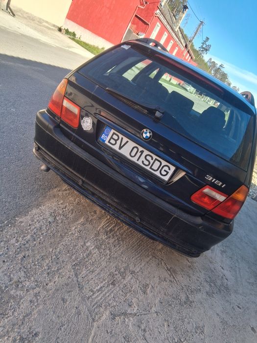 Vând mașină BMW 318I Sau schimb cu Atv