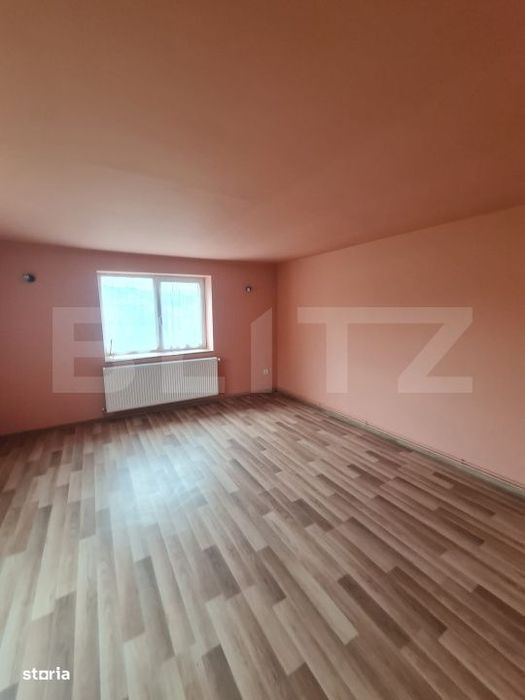 Casa individuala si 5.500 mp de teren intravilan, loc. Sanpaul, Cluj