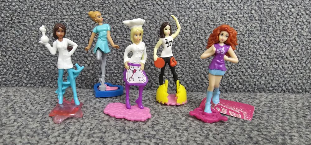 Коллекционные фигурки Киндер Барби Профессии / Barbie (2023) с вкладыш