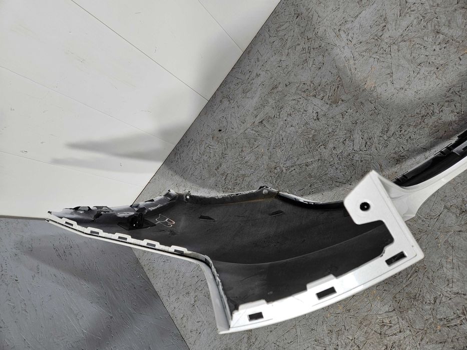 Задна броня TESLA MODEL Y Тесла модел У 2020- 2024 - 4 бр.