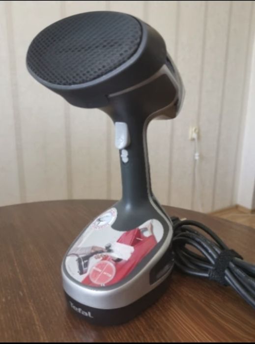 Уред за гладене на пара Tefal Access Stream+