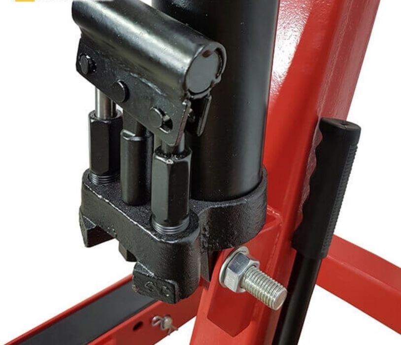 Худравличен кран за двигатели тип жираф 2Т