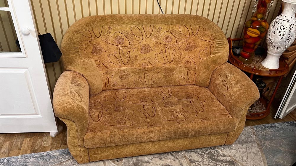 Продам мягкий уголок