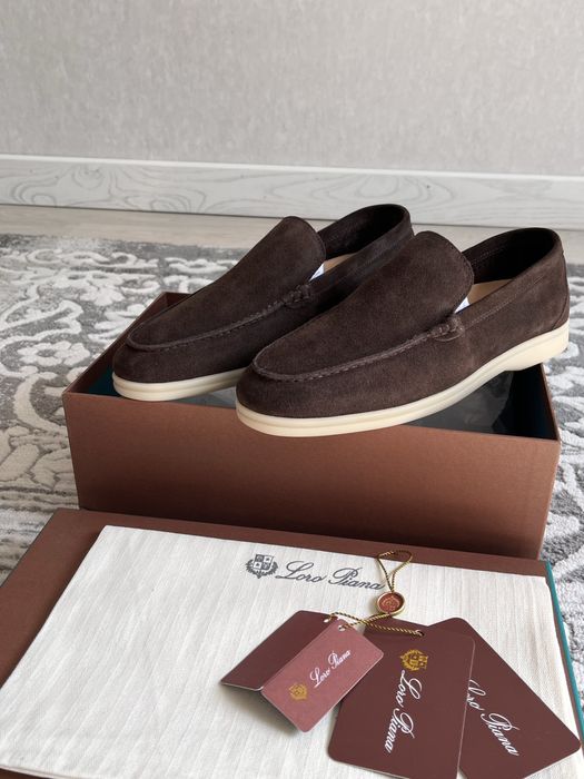 Loro Piana Lux Summer walk
