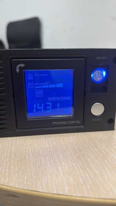 UPS CyberPower – 3000VA, Perfect Funcțional