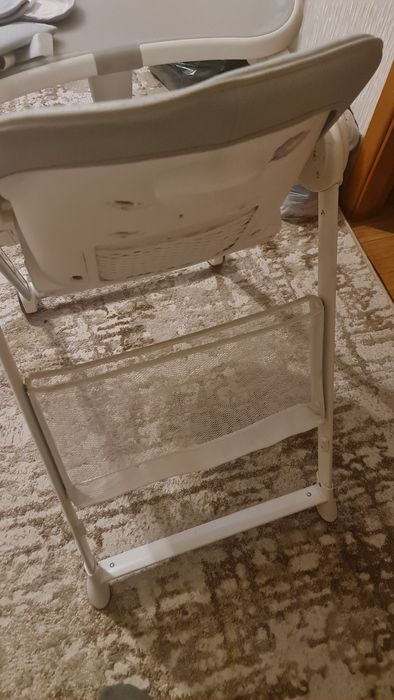 Стул для кормления малыша