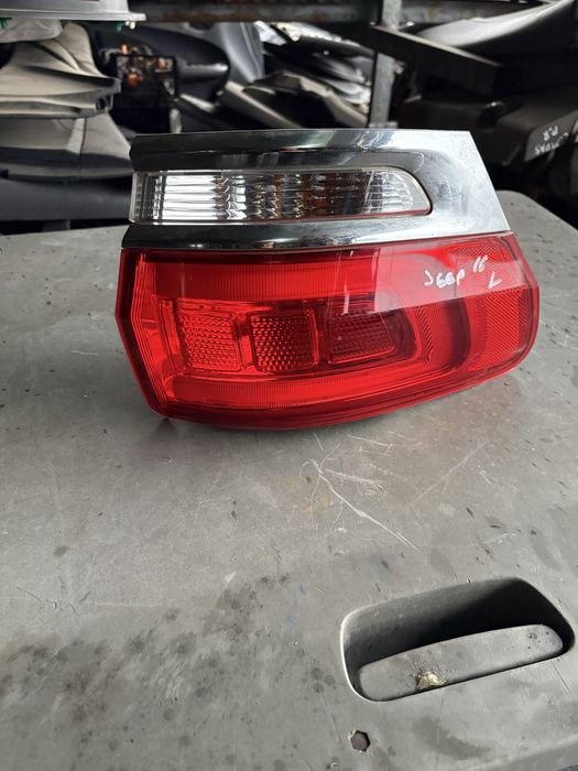 Стоп ляв Jeep Grand Cherokee 2016год.