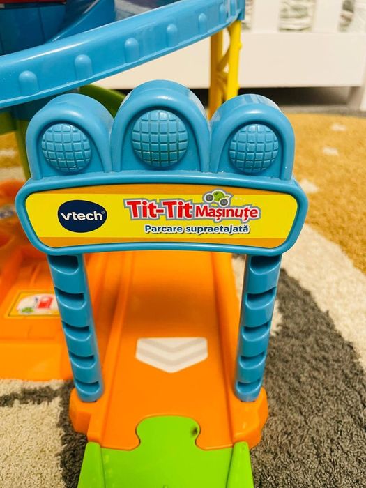 Statie de pomieri Vtech + 20 masinute si parcare