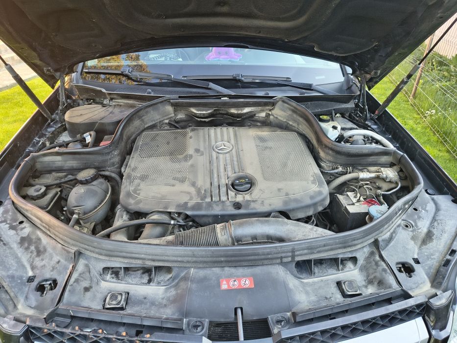 Vând Mercedes GLK 200 CDI