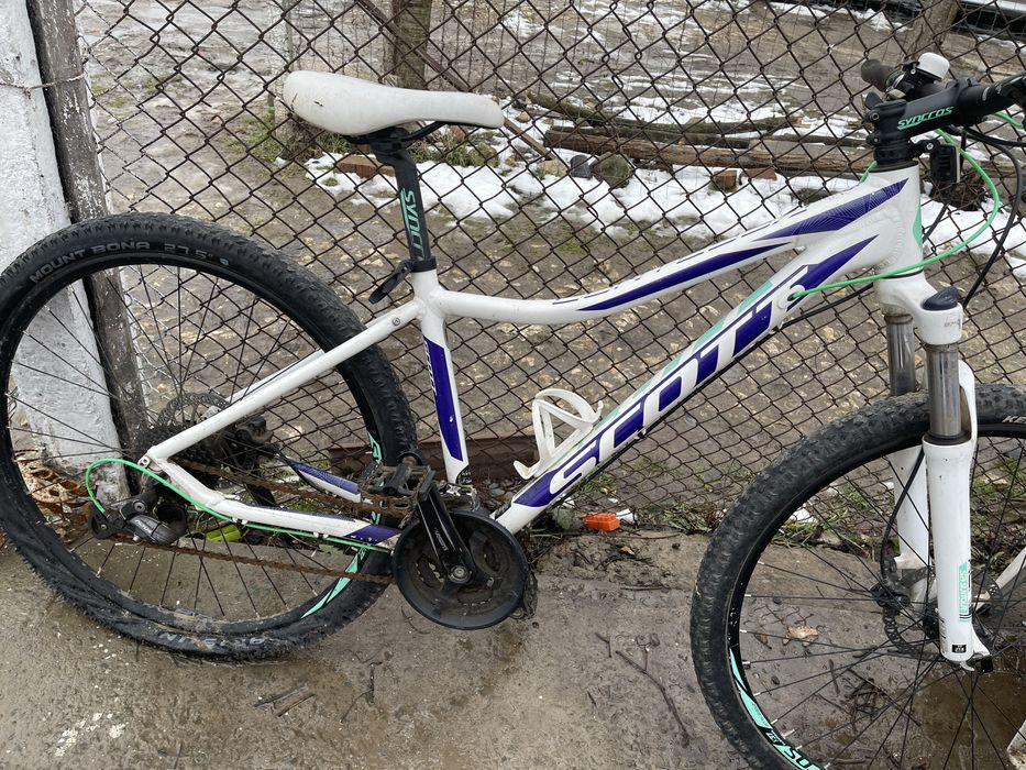 Vand bicicleta,merg schimbatoarele, franele tin bine “frane pe ulei”