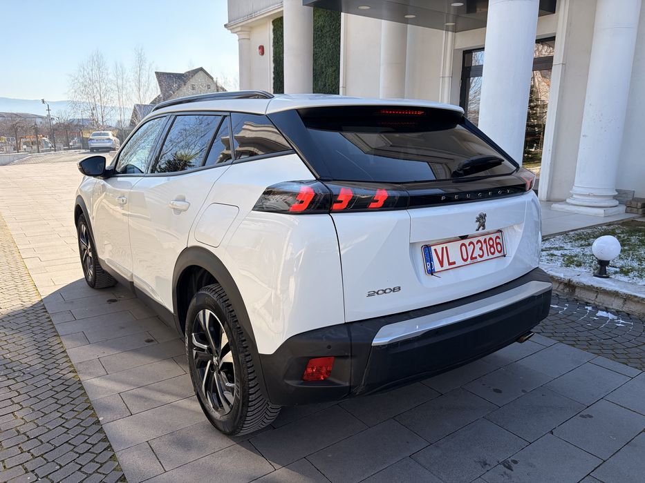 Peugeot 2008/1.5Hdi/130cp/Automat