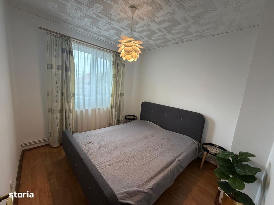 Apartament de inchiriat Vitrometan, etaj 2, PRET: 300 EURO/LUNA