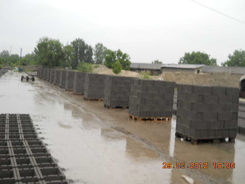 boltari  pentru piscine