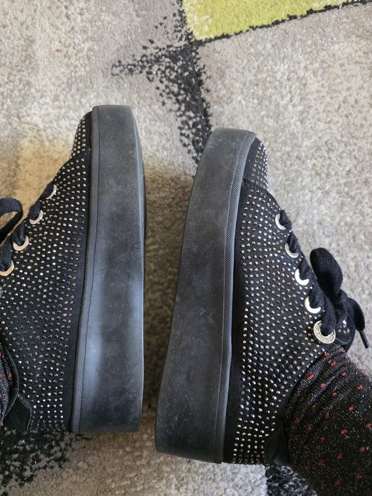 Guess 37 и 36 номер 80лв