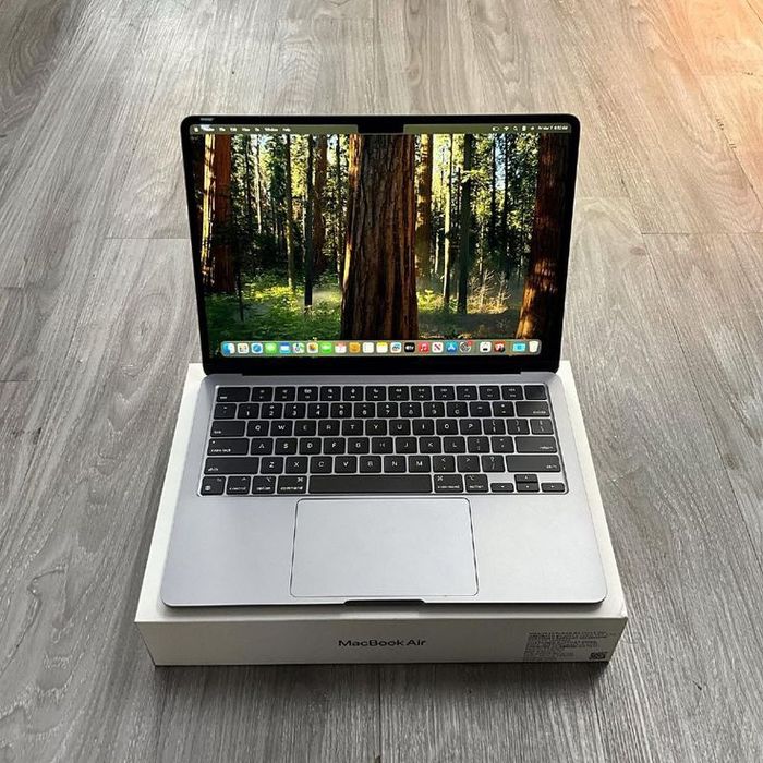 Macbook Air M2 8/256