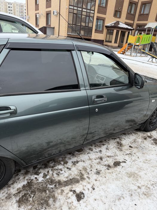 Продам приору люкс