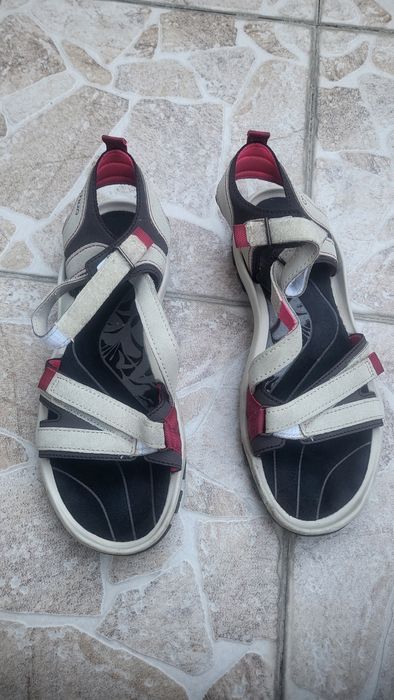 Sandale drumetie decathlon