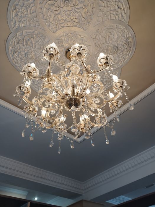 Люстра в отличном состоянии