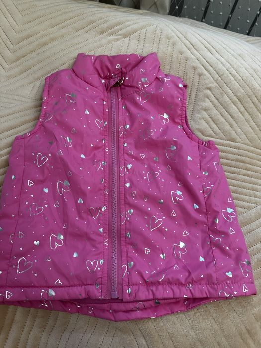 Жилеки на девочку 2-3 года