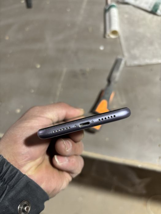 Iphone 11 128gb срочно!!