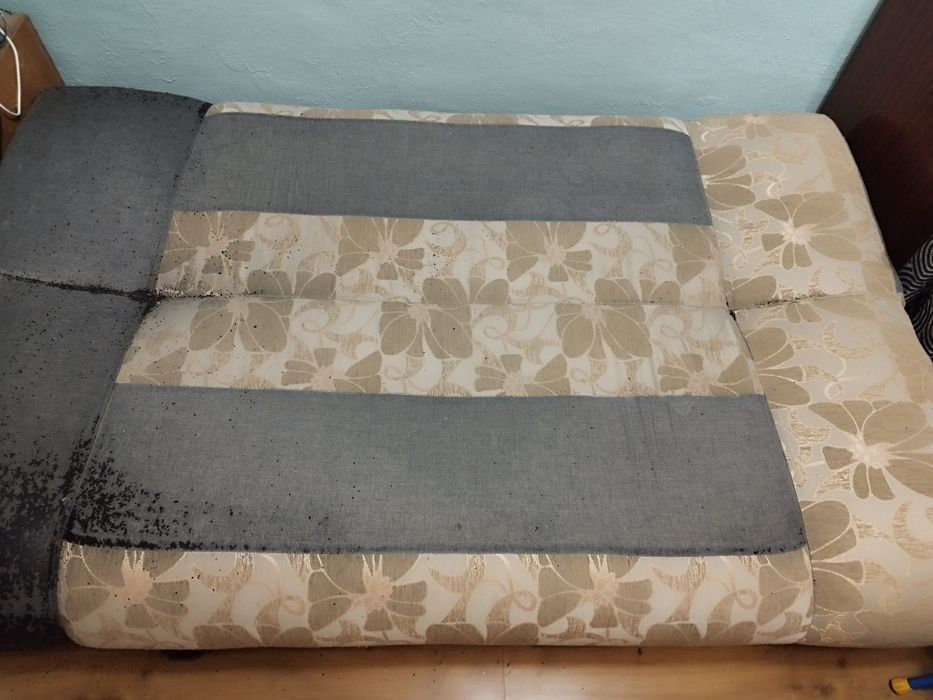 Отдам старый диван бесплатно, самовывоз