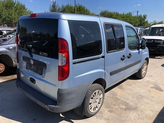 Dezmembrez Fiat Doblo an 2008 1.3 Multijet