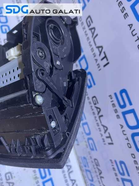 Ecran Display Afisaj Multimedia Bord Mercedes W204 C Class 2007 - 2014 Cod A2048205497