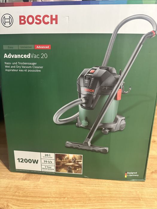 Продам строительный пылесос BOSCH