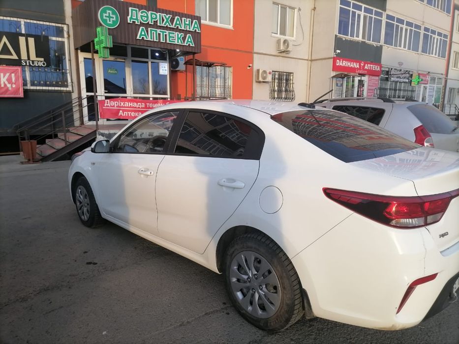 Продам машину Киа рио