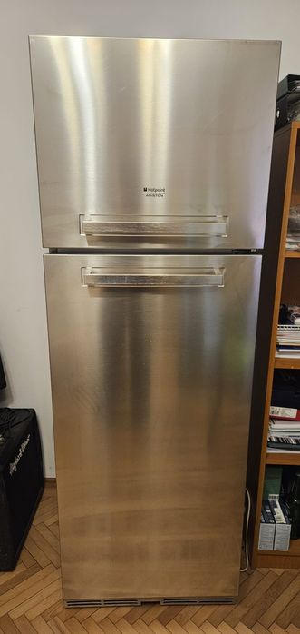 Frigider cu congelator Ariston