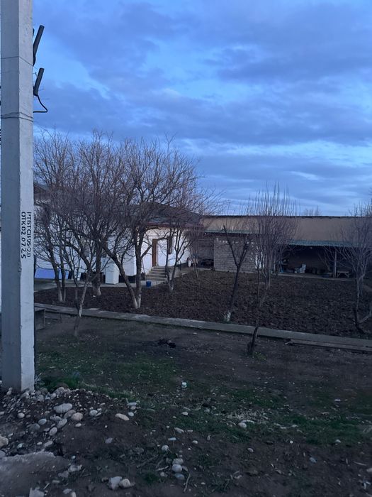 Yangi O‘zbekiston tomonda yer sotiladi Продаётся земельный участок