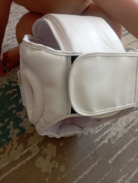 Шлем для каратэ с забралом