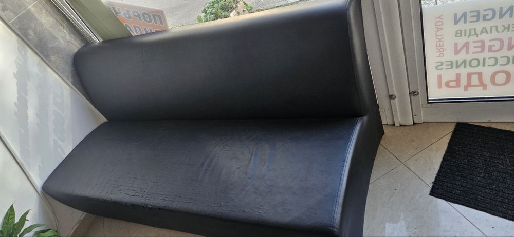 Неразтегателен диван